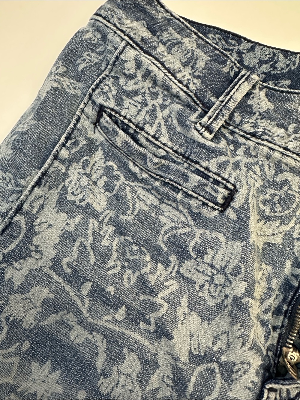 We The Free Blue Floral-Print Flare Jeans - Picture 4 of 11